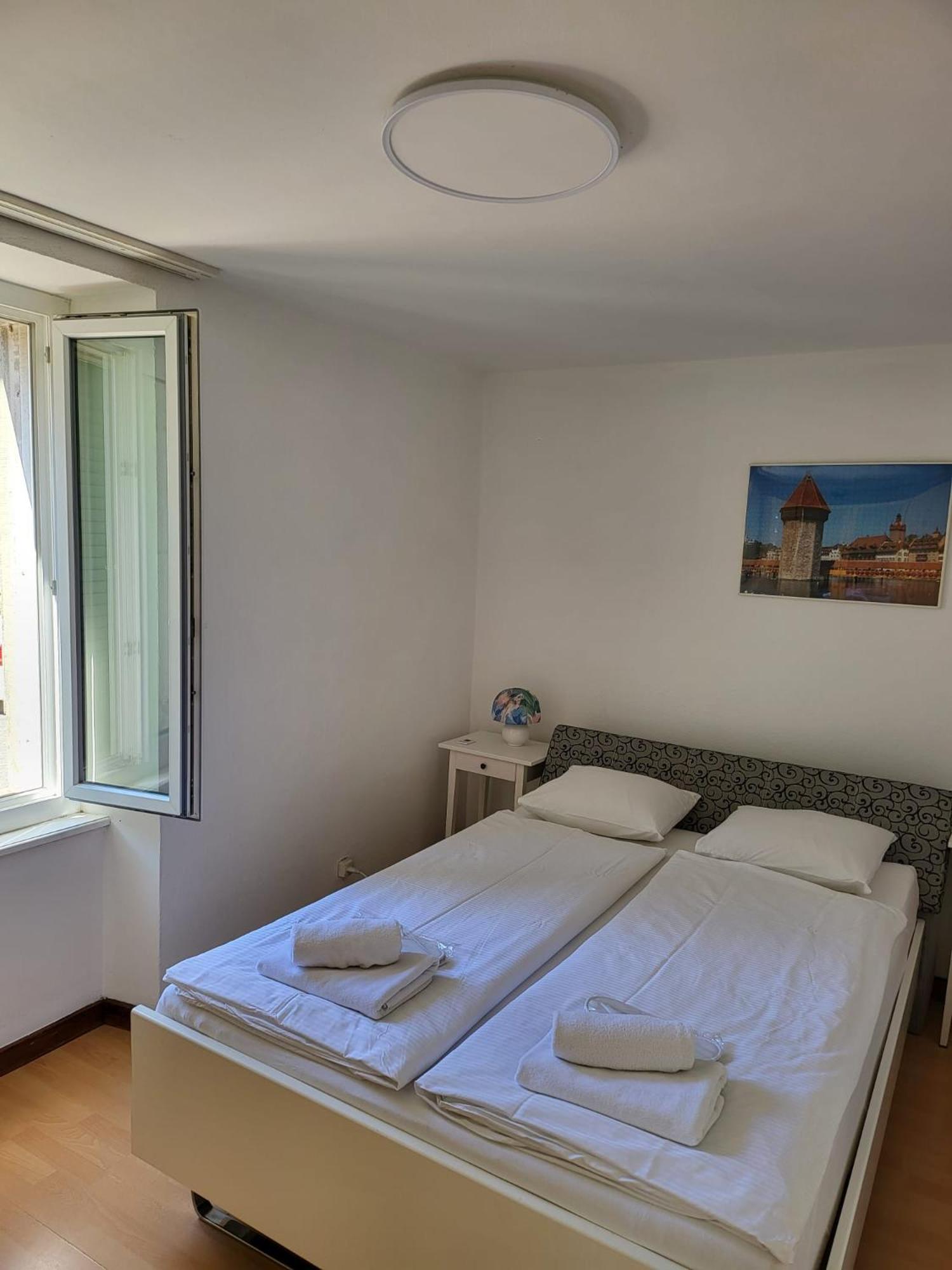 Bastis Central Guesthouse Lucerne City Exterior foto